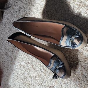 Ann Taylor size 9 pumps